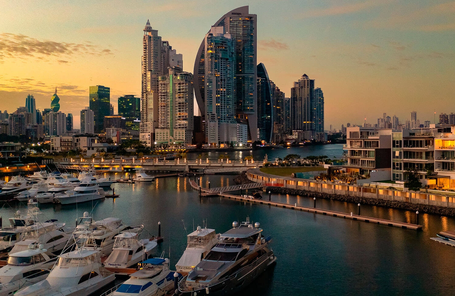 Oportunidades de negocios rentables en Panamá para inversores de Uruguay